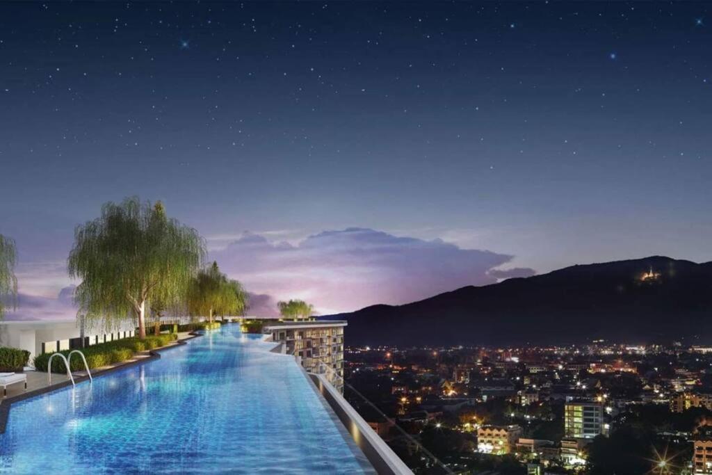 Modern Style Room With Sky Pool 古城边天际泳池公寓 Chiang Mai Exterior photo