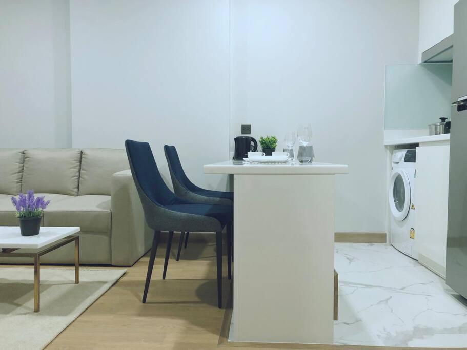 Modern Style Room With Sky Pool 古城边天际泳池公寓 Chiang Mai Exterior photo