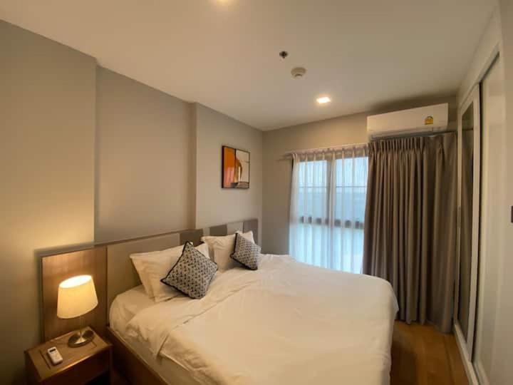 Modern Style Room With Sky Pool 古城边天际泳池公寓 Chiang Mai Exterior photo